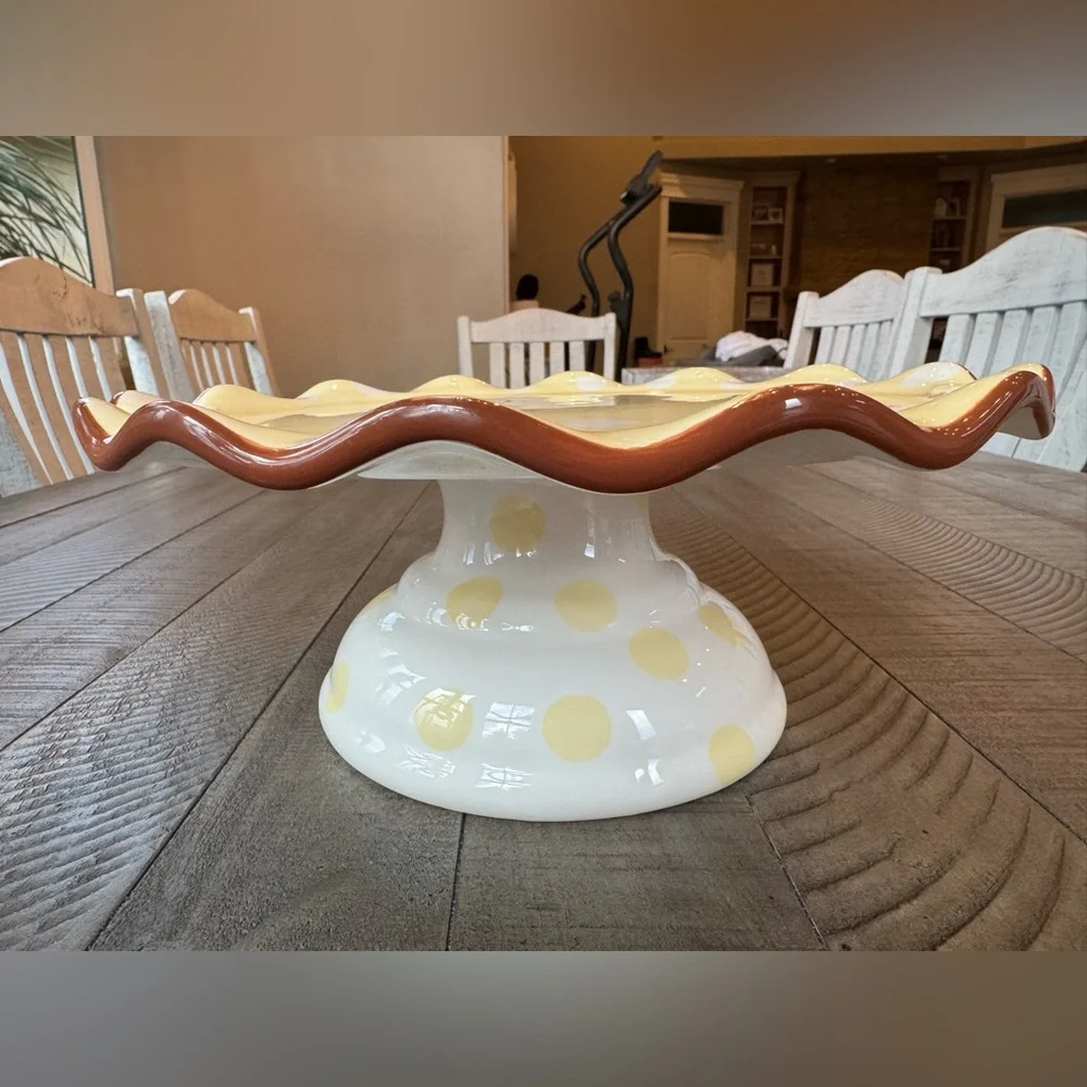 Paula Deen - Dot Crazy Yellow & White Handpainted Cake - Dessert Stand